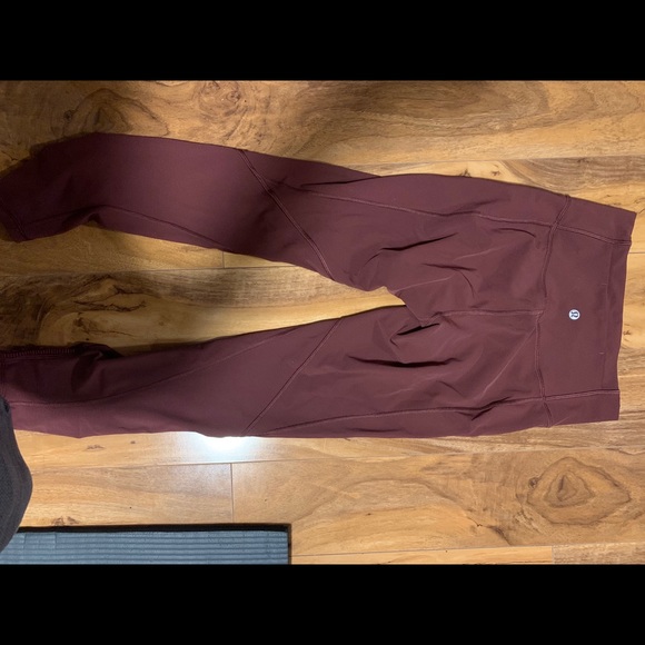 Lululemon leggings. - Picture 3 of 5